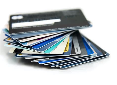 how many credit cards should i use